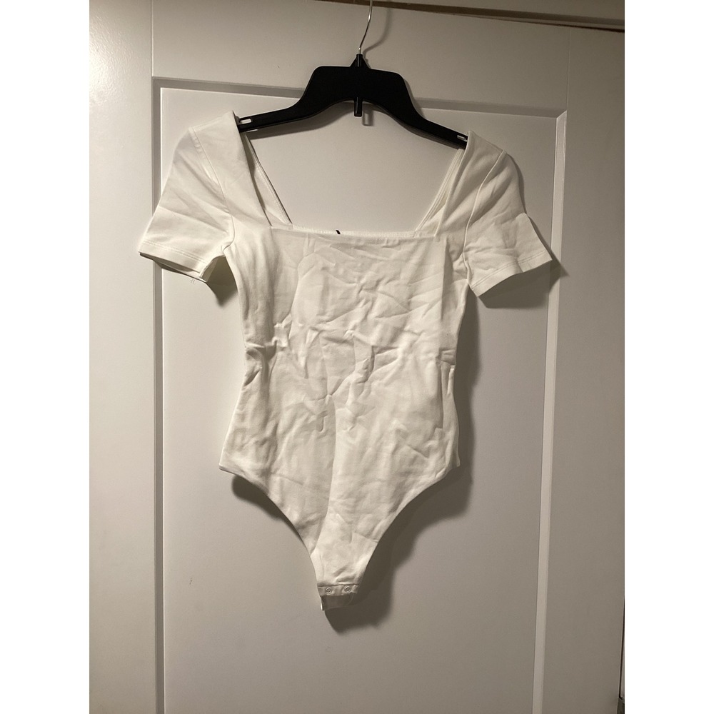 Aritzia Babaton Contour Squareneck Short‎ Sleeve Bodysuit White XS 125748